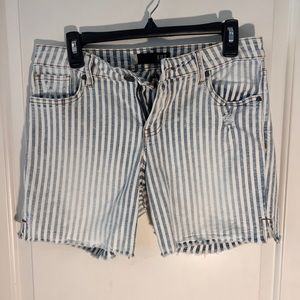 KUT - Size 8 - Cute distressed striped cut-off shorts.